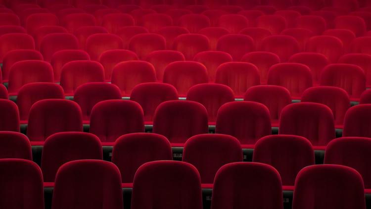 La fréquentation des cinémas en France reste en retrait de 78% par rapport à la même période en 2019.