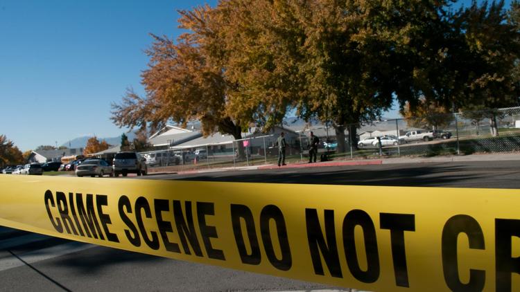 Un ruban de police autour de l'école de Sparks, dans le Nevada, où un enseignant a été tué le 21 octobre 2013 [David Calvert / Getty Images/AFP]