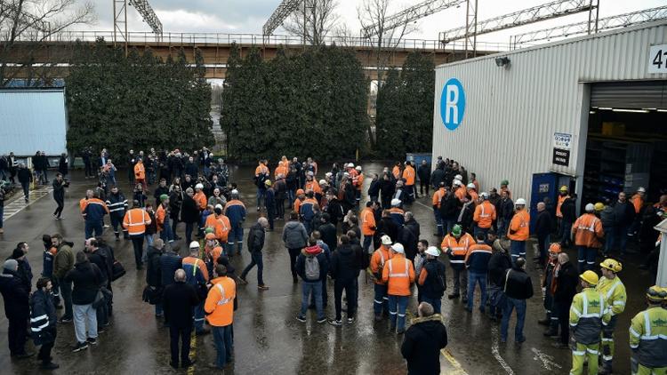 Des salariés de l'aciérie Ascoval, le 19 décembre 2018 à Saint-Saulve, dans le Nord [FRANCOIS LO PRESTI / AFP/Archives]