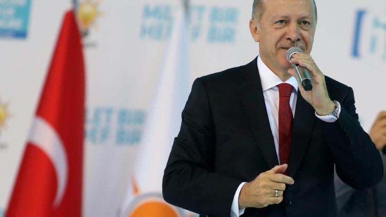 Le président turc Recep Tayyip Erdogan lors du congrès de son parti l'AKP, le 18 août 2018 à Ankara [ADEM ALTAN / AFP/Archives]