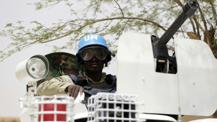 Patrouille de soldats de l'ONU à Kidal, le 27 juillet 2013 [KENZO TRIBOUILLARD / AFP/Archives]