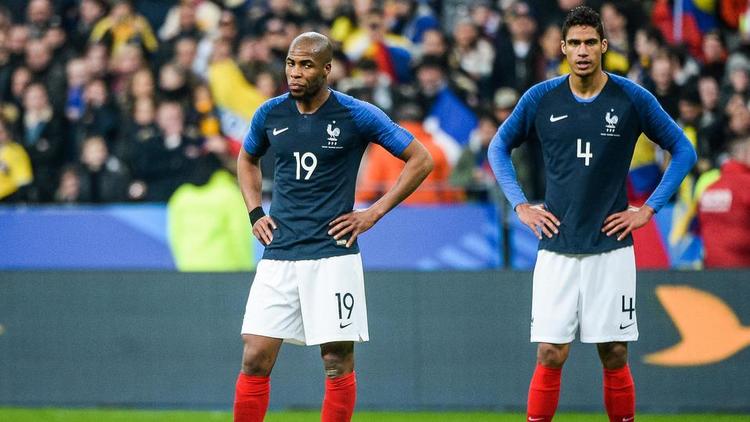 Djibril Sidibé et Raphaël Varane n’ont pas rassuré lors du dernier match de préparation face aux Etats-Unis.