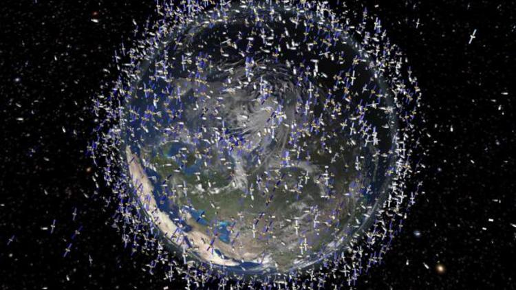 Une illustration publiée le 1er septembre 2011 par l'Agence spatiale européenne (ESA) qui montre les débris en orbite autour de la Terre