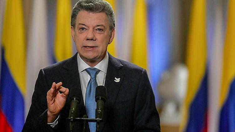Photo fournie par la présidence colombienne du président Juan Manuel Santos qui s'exprime à Bogota le 12 novembre 2016  [HO / Colombian Presidency/AFP]