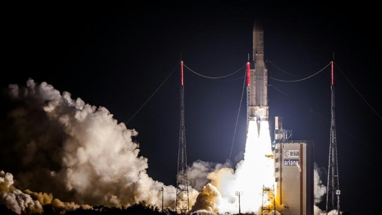 Une fusée Ariane 5 au décollage, le 24 août 2016 à Kourou, en Guyane  [Jody AMIET / AFP/Archives]
