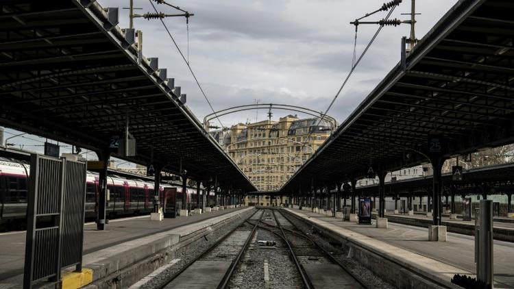 Des quais déserts à la gare de l'Est à Paris, le 3 avril 2018 au premier jour d'une grève de trois mois par épisodes [CHRISTOPHE ARCHAMBAULT / AFP/Archives]
