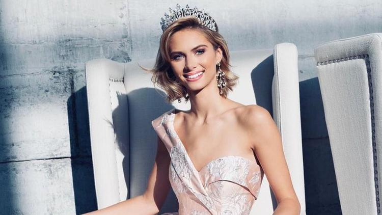 Née à Dunkerque, Florentine Somers, Miss Nord-Pas-de-Calais, espère décrocher la couronne de Miss France 2020. 
