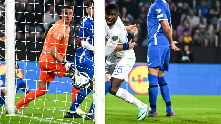 Il n’y avait pas de goal-line technology lors du match entre la Grèce et la France.