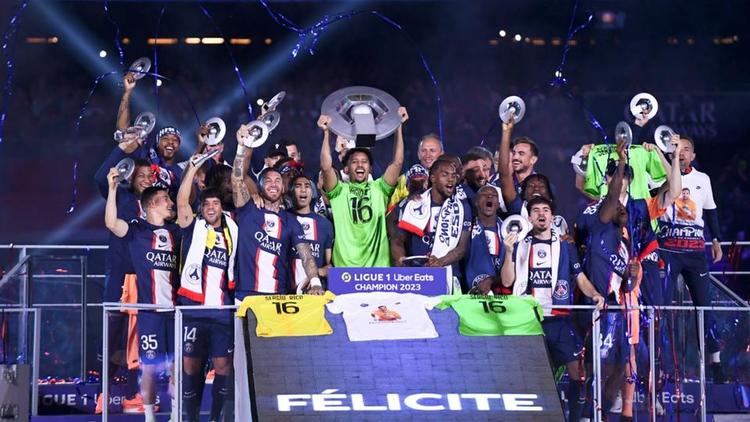 Le PSG pourrait décrocher le 12e titre de champion de France de son histoire contre Le Havre.