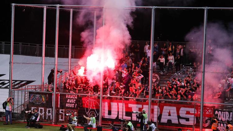 Des supporters du PSG auraient agressé un Ajaccien après la rencontre face au club corse.