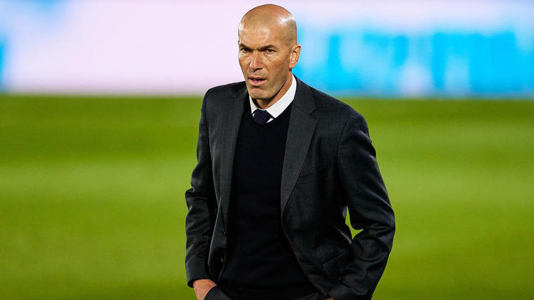 Zinedine Zidane est libre dans son départ du Real Madrid en fin de saison dernière.