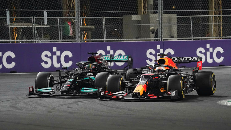 Lewis Hamilton et Max Verstappen vont se livrer une ultime lutte à Abu Dhabi.