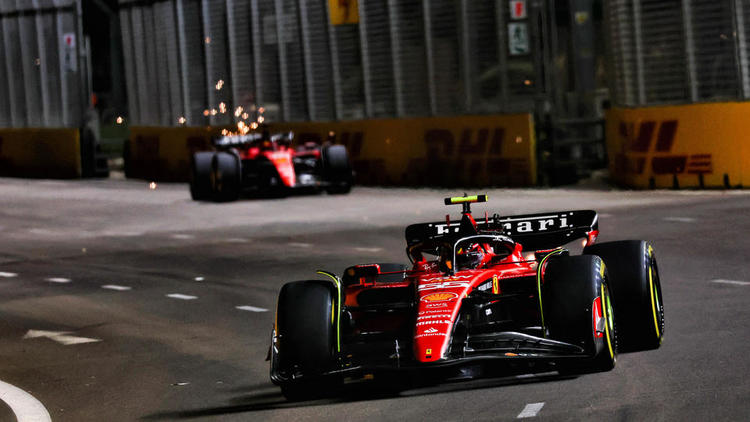 Auteur de la pole position, Carlos Sainz s’est imposé au Grand Prix de Singapour.