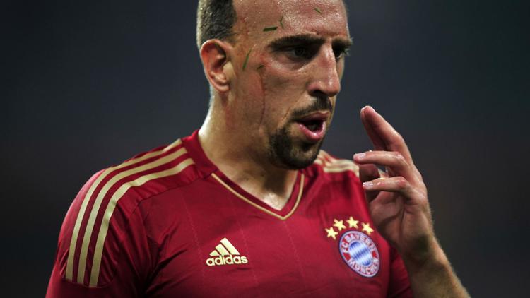 Blessé à la cheville droite, Franck Ribéry ne rejouera pas avant mi-octobre.