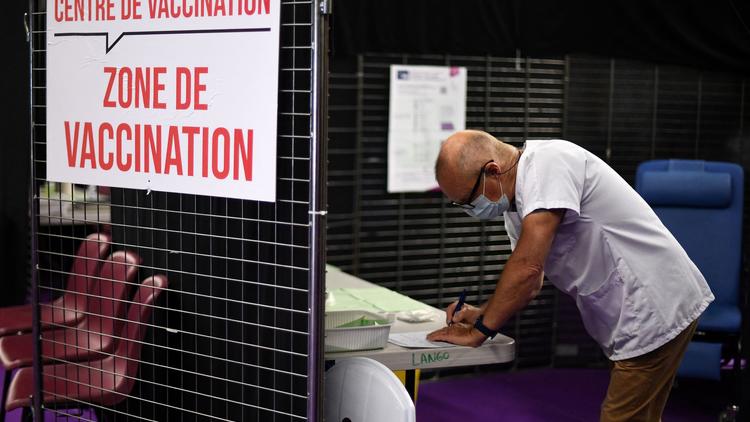 Plus de 1,3 million de français ont pris rendez-vous sur Doctolib pour se faire vacciner mardi.