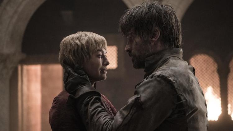 Cersei et son frère et amant Jaime Lannister dans la saison 8 de Game of Thrones.