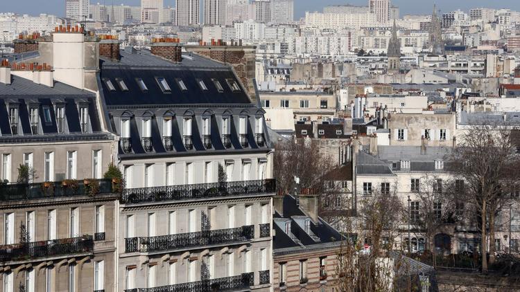 Le prix du mètre carré dans l'ancien est de 7 910 euros en moyenne à Paris.
