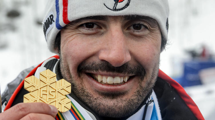 Jean-Baptiste Grange a décroché la médaille d'or en slalom aux Mondiaux de ski à Beaver Creek.