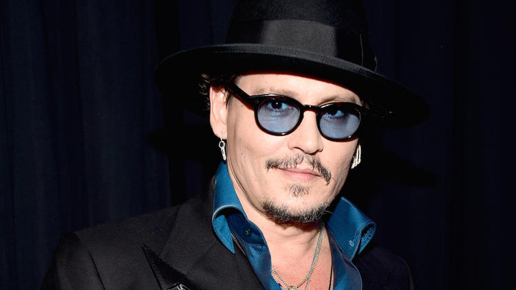 Johnny Depp et le supergroupe "Hollywood Vampires" rendront hommage au leader du groupe Motörhead Lemmy Kilmister décédé en décembre dernier