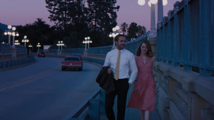 Ryan Gosling donne la réplique à Emma Stone dans La La Land