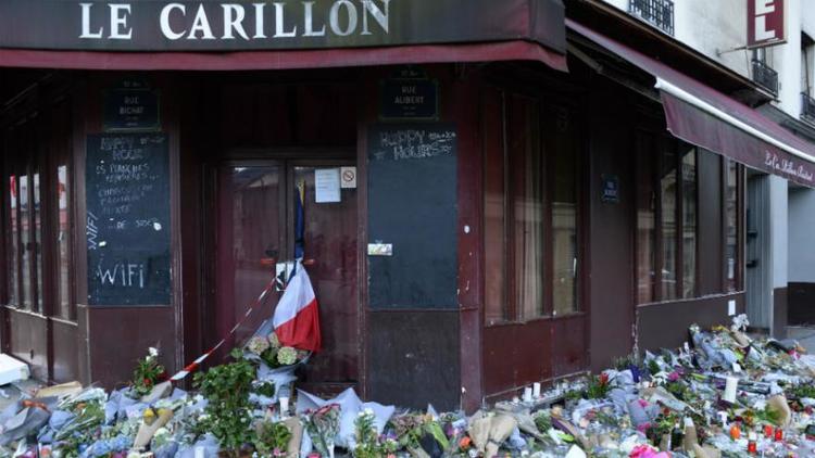La jeune femme a prétendu avoir été grièvement blessée à la terrasse du bar Le Carillon le soir des attentats du 13 novembre. 