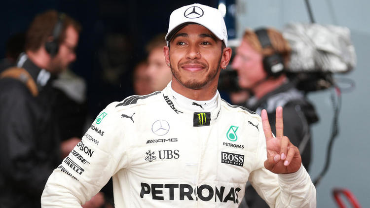 Vainqueur du Grand Prix d’Italie, Lewis Hamilton a pris la tête du championnat du monde avec trois points d’avance sur Sebastian Vettel.