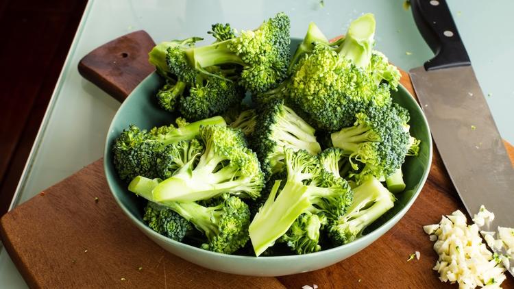 bol de broccoli