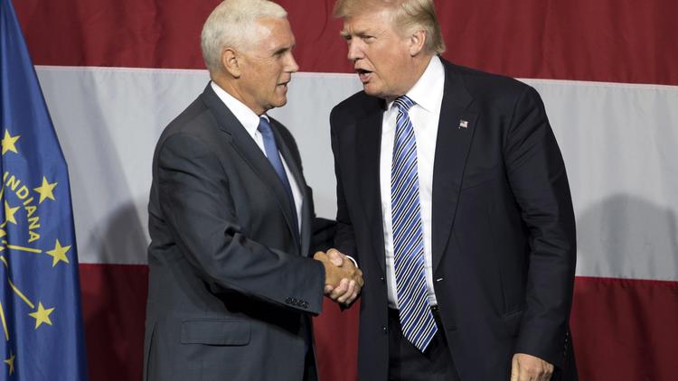 En devenant le co-listier de Donald Trump, Mike Pence coiffe au poteau Newt Ginrich et Chris Christie, deux prétendants républicains au poste.