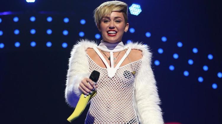 Miley Cyrus, la chanteuse connue pour ses frasques à répétition, en concert à Las Vegas le 21 septembre 2013 [Christopher Polk / Getty Images for Clear Channel / AFP archives]