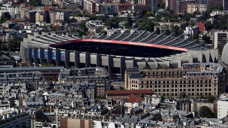 La Ville de Paris a définitivement balayé l'option de vendre le Parc des Princes au PSG.