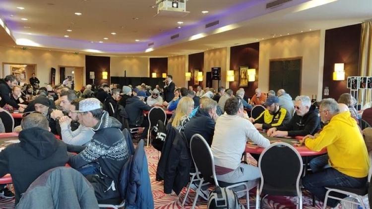 Plus de 1.500 joueurs amateurs de poker sont attendus à Marseille.