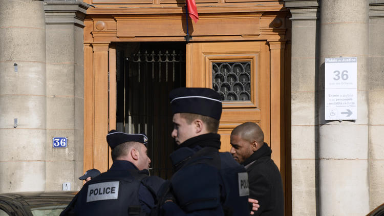Un trafic international de voitures volées que vient de démanteler l’Office central de lutte contre le crime organisé (Oclco), co-saisi avec la police judiciaire de Paris et celle de Marseille. 