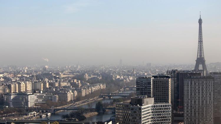 Des niveaux élevés de particules fines sont constatés jeudi et vendredi à Paris.