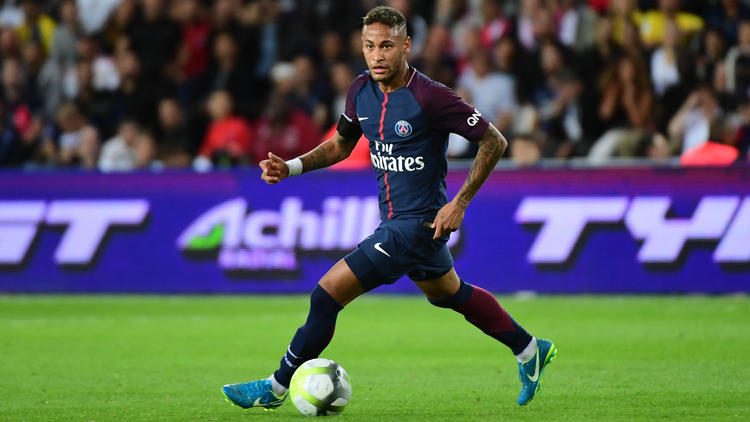 Neymar et les Parisiens affrontent leur principal concurrent dans le groupe B.