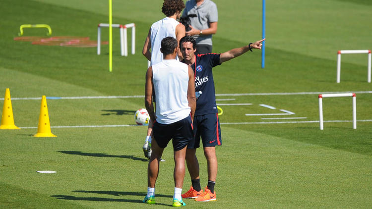 Thiago Silva et les Parisiens repartent pour une saison sous les ordres d’Unaï Emery.