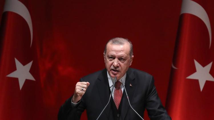 Recep Tayyip Erdogan a déclaré dimanche 31 mars que son parti, l'AKP, corrigerait ses «faiblesses», après le revers sans précédent qu'il a connu aux élections municipales. 