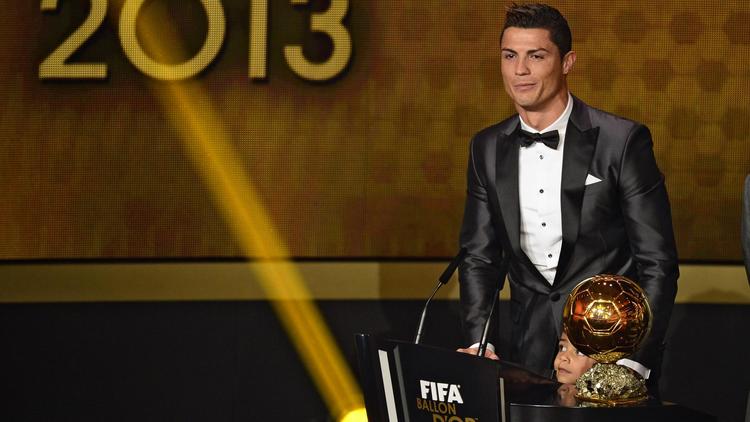 Cristiano Ronaldo est le favori à sa propre succession dans la course au Ballon d'Or.