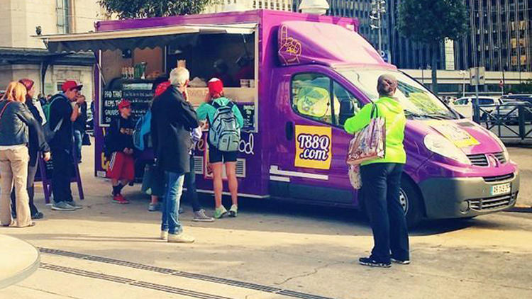 Le Tooq Tooq, food truck Thaï, est l'un des seize food trucks sélectionnés pour l'élection du meilleur camion gourmet de la capitale
