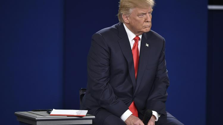 Le candidat républicain Donald Trump lors du second débat présidentiel, lundi 9 octobre.